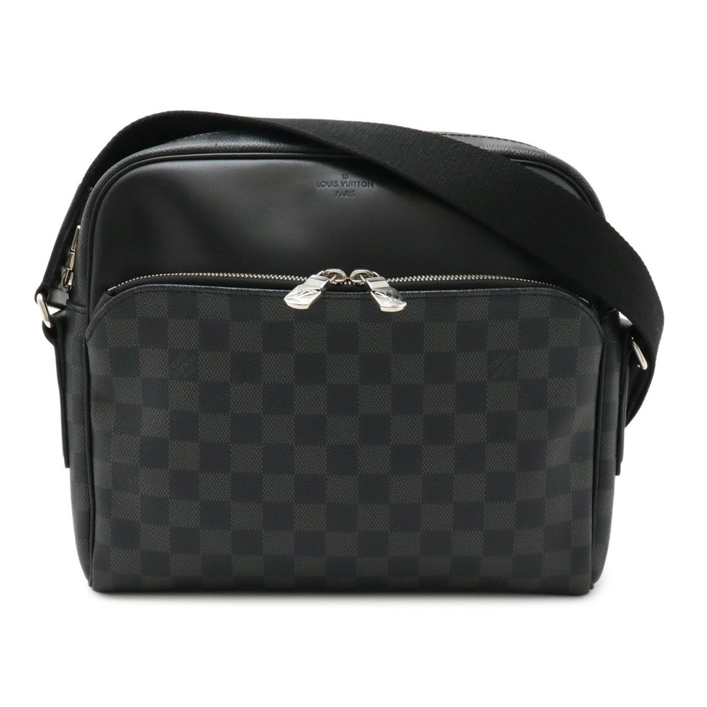 LOUIS VUITTON Damier Graphite Black Dayton Messenger Crossbody